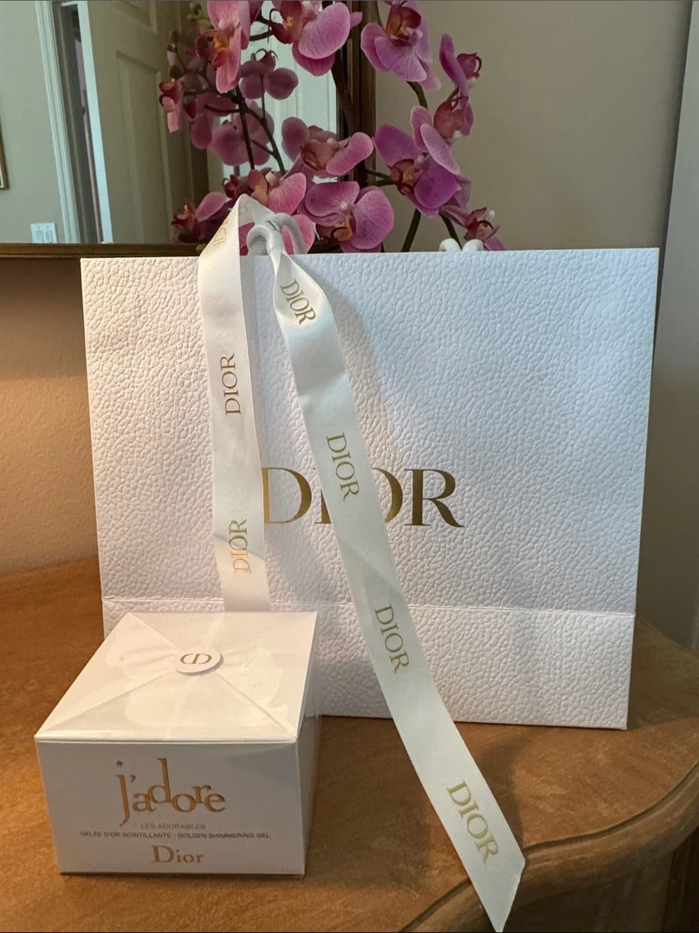 Jadore Golden Shimmer Gel by Dior